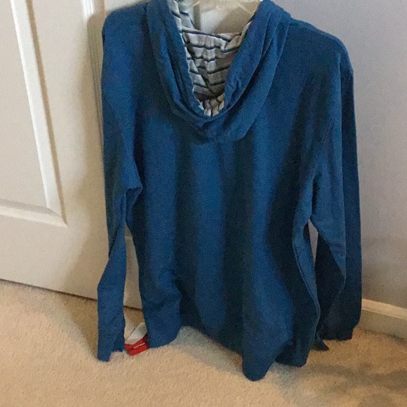 NWT Men’s L  Izod  hooded sweatshirt - Picture 2 of 4